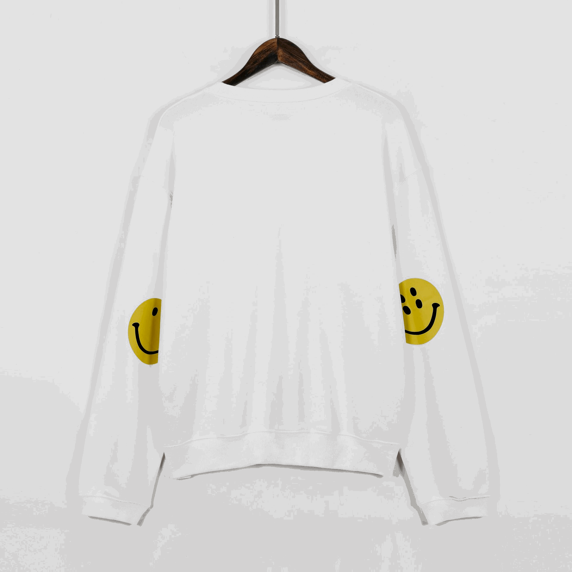 Double Smiles Kawaii Sweatshirt Wakaii