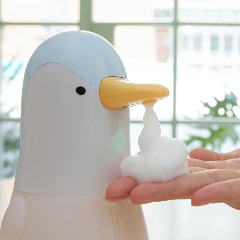 Kawaii Touchless Penguin Soap Dispenser Wakaii